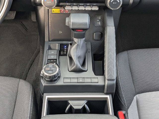 Used 2025 Toyota 4Runner TRD Off-Road Premium AWD/4WD image 19