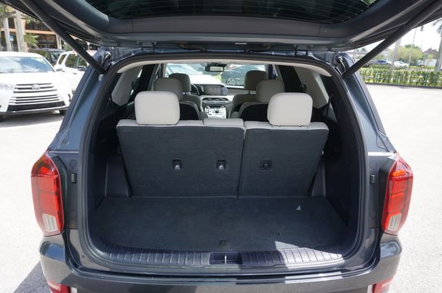 Used 2020 Hyundai Palisade SEL w/ Premium Package FWD image 17