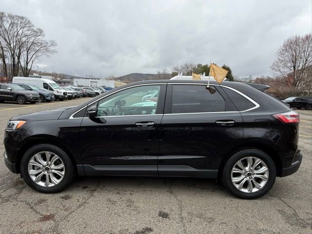 Certified 2023 Ford Edge Titanium w/ Equipment Group 301A image 2
