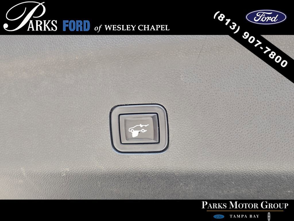 Used 2022 Chevrolet Tahoe RST w/ Luxury Package image 9