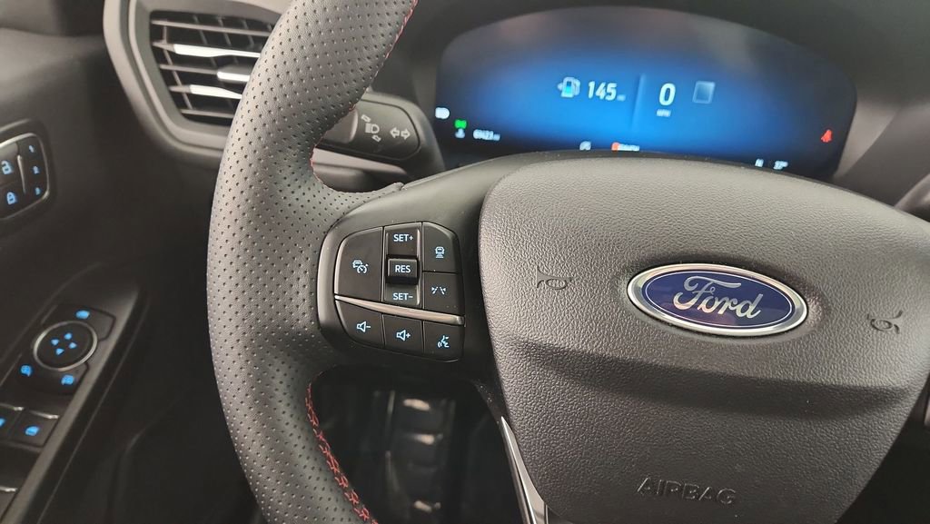 Certified 2023 Ford Escape ST-Line Select w/ Tech Pack #2 image 21