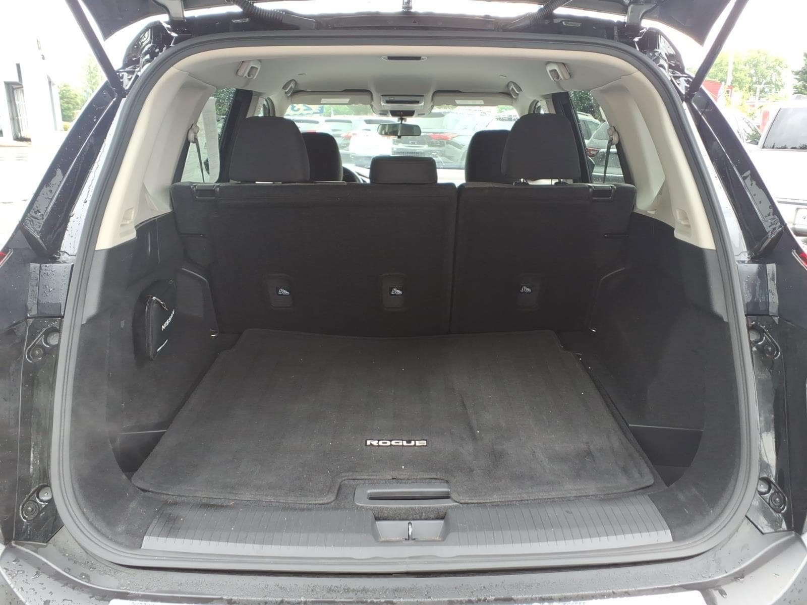 Used 2023 Nissan Rogue SV AWD/4WD image 24