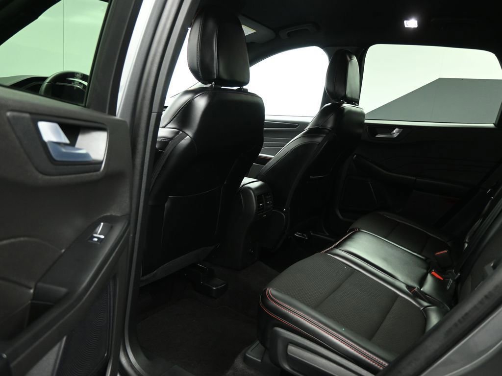 Certified 2025 Ford Escape ST-Line image 45