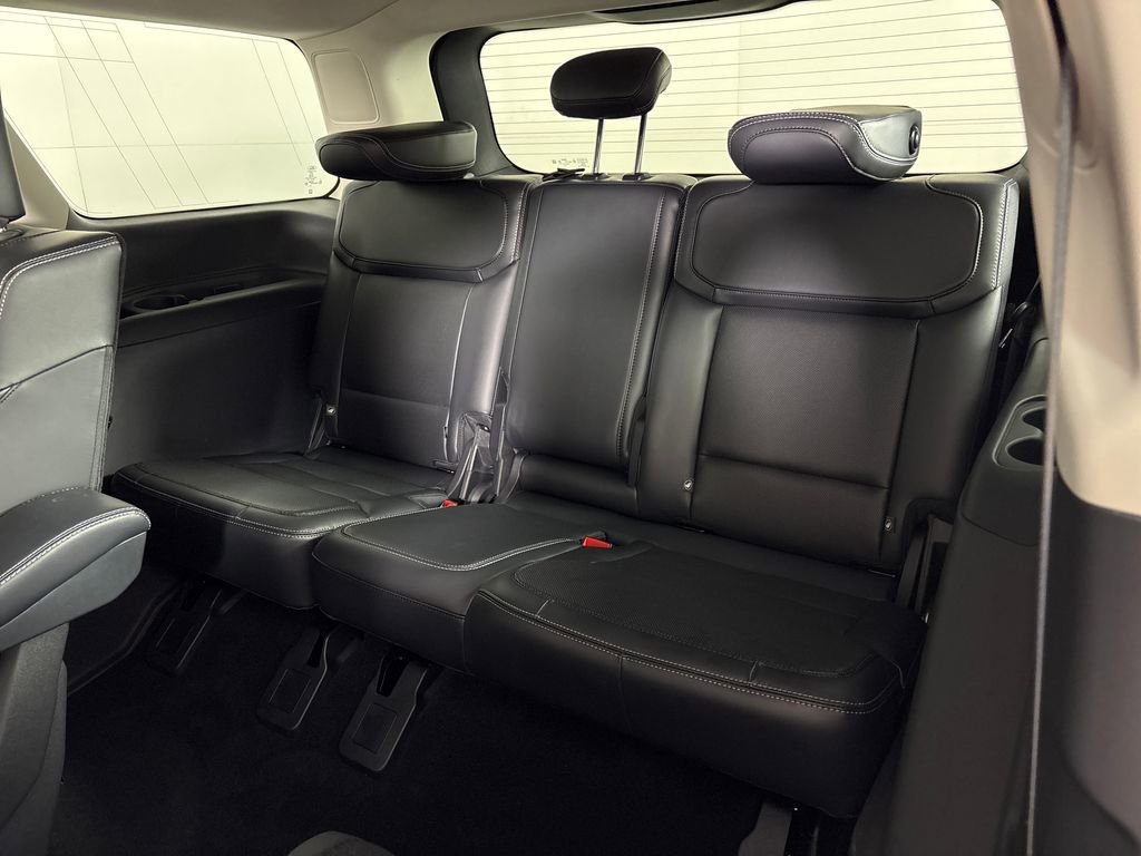 Certified 2025 Ford Expedition Platinum image 31