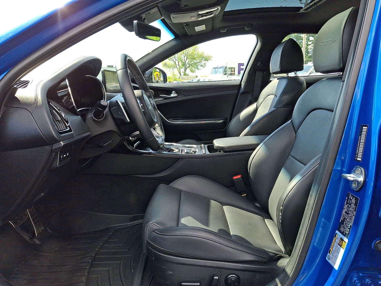 Used 2023 Kia Stinger GT-Line w/ Sun & Sound Package AWD/4WD image 13
