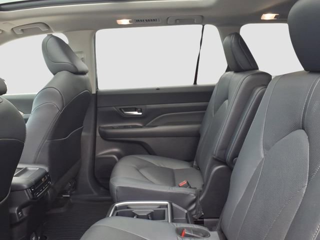 Used 2024 Toyota Grand Highlander FWD image 9