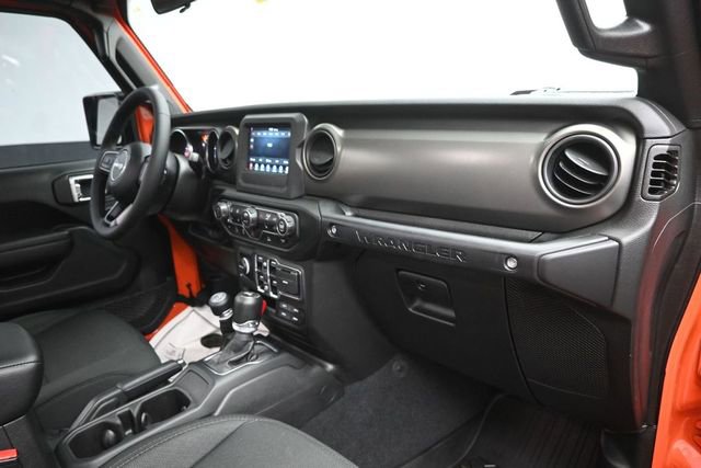 Used 2023 Jeep Wrangler Unlimited Sport AWD/4WD image 27