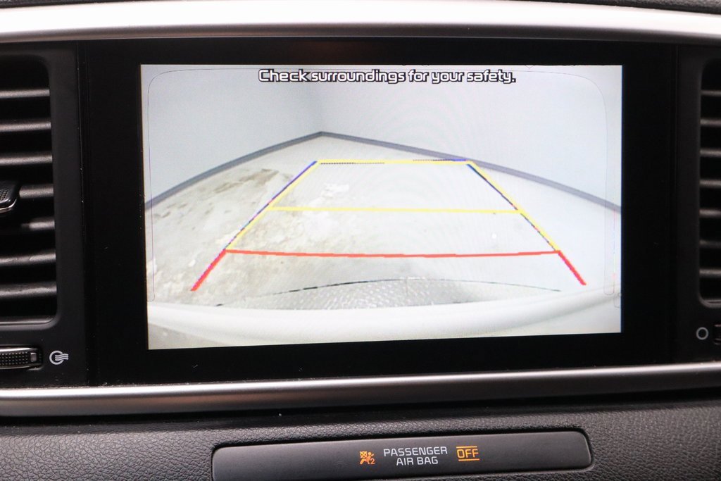 Used 2020 Kia Sportage LX image 3