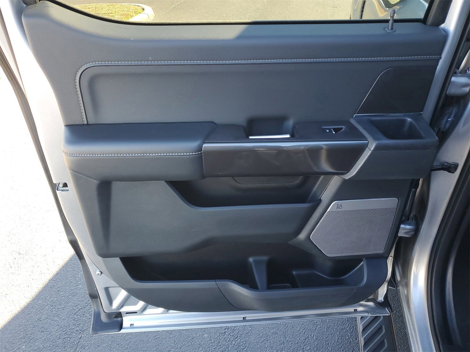 Certified 2021 Ford F150 XLT w/ Equipment Group 302A High image 9