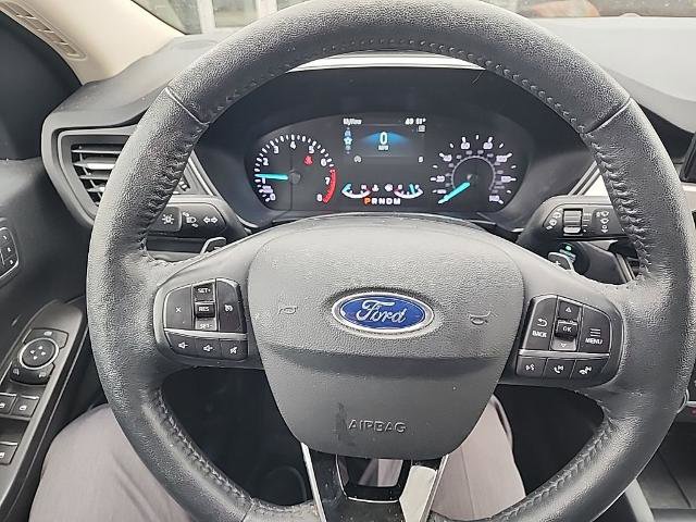 Certified 2020 Ford Escape SEL image 17