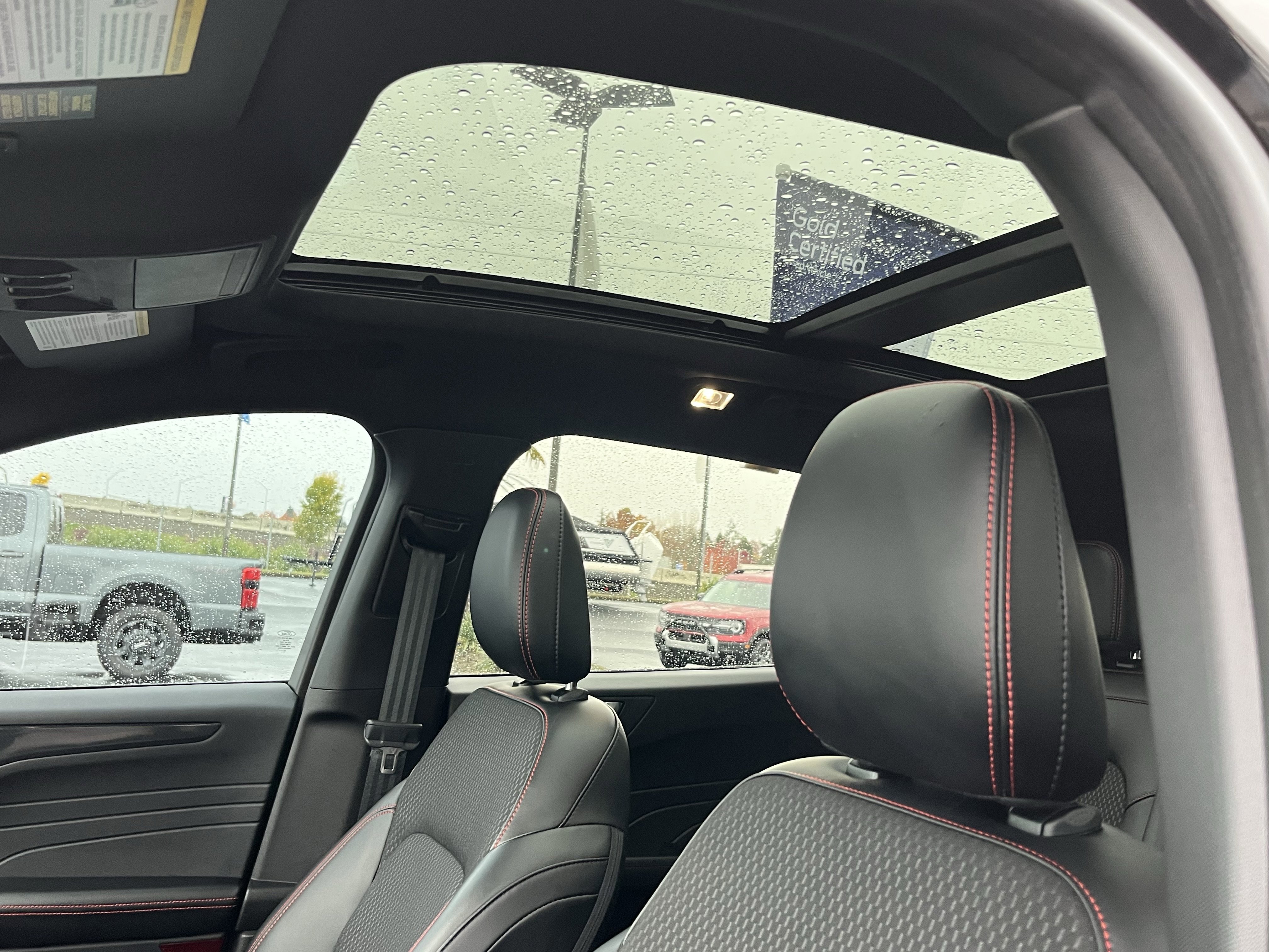 Certified 2023 Ford Escape ST-Line Select w/ Tech Pack #2 image 14