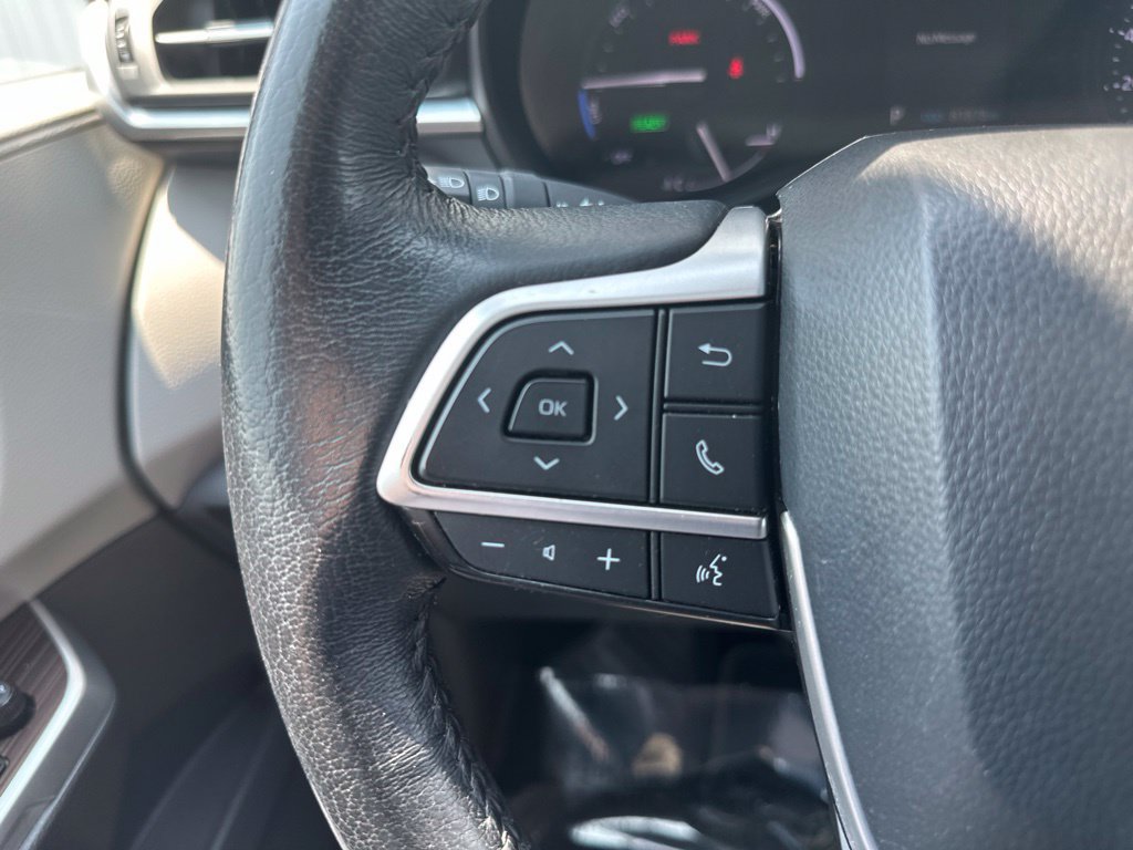 Used 2021 Toyota Sienna XLE w/ XLE Plus Package FWD image 37