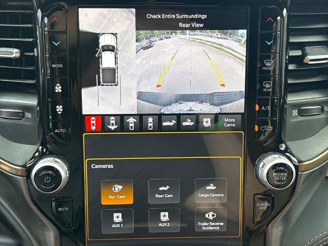Used 2024 RAM 2500 Limited w/ Towing Technology Group AWD/4WD image 26