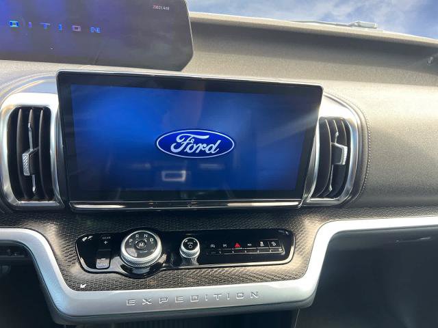 Certified 2025 Ford Expedition Max Platinum w/ Stealth Performance Package AWD/4WD image 12
