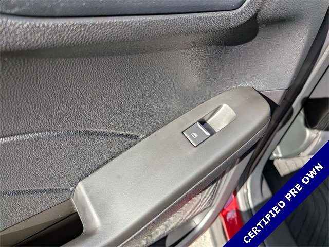 Certified 2022 Ford Escape SEL w/ SEL Stealth AWD Package image 28