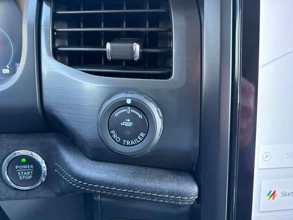 Certified 2025 Ford F150 Lightning Flash AWD/4WD image 37