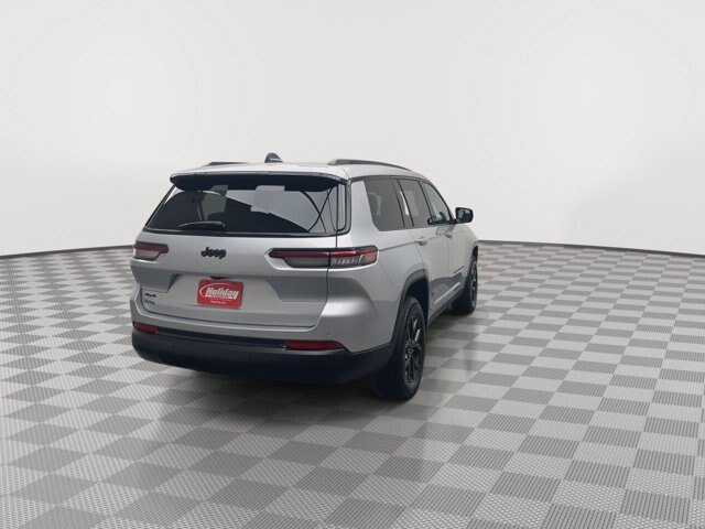 Used 2025 Jeep Grand Cherokee L Altitude AWD/4WD image 40