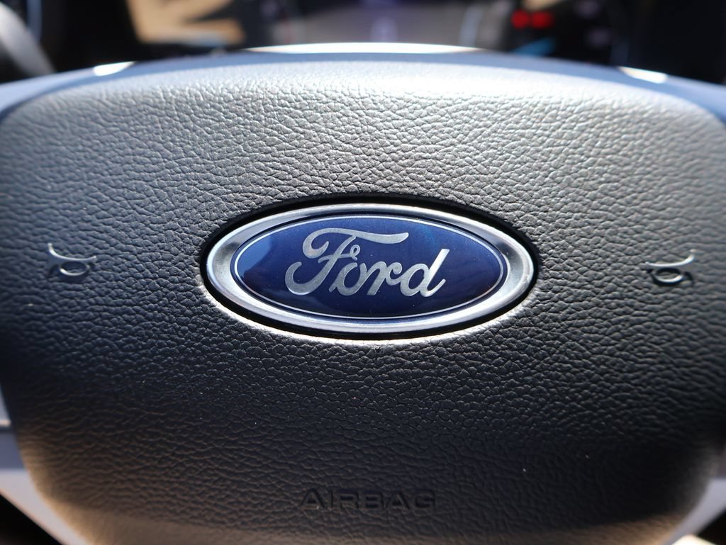 Certified 2022 Ford Explorer XLT w/ Equipment Group 202A AWD/4WD image 29