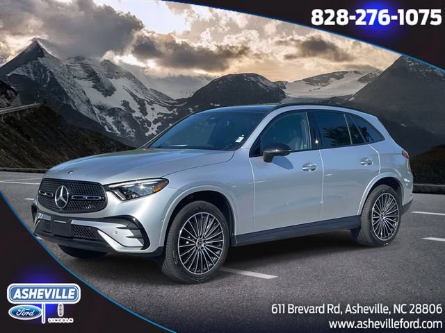 Used 2024 Mercedes-Benz GLC 300 4MATIC image 1