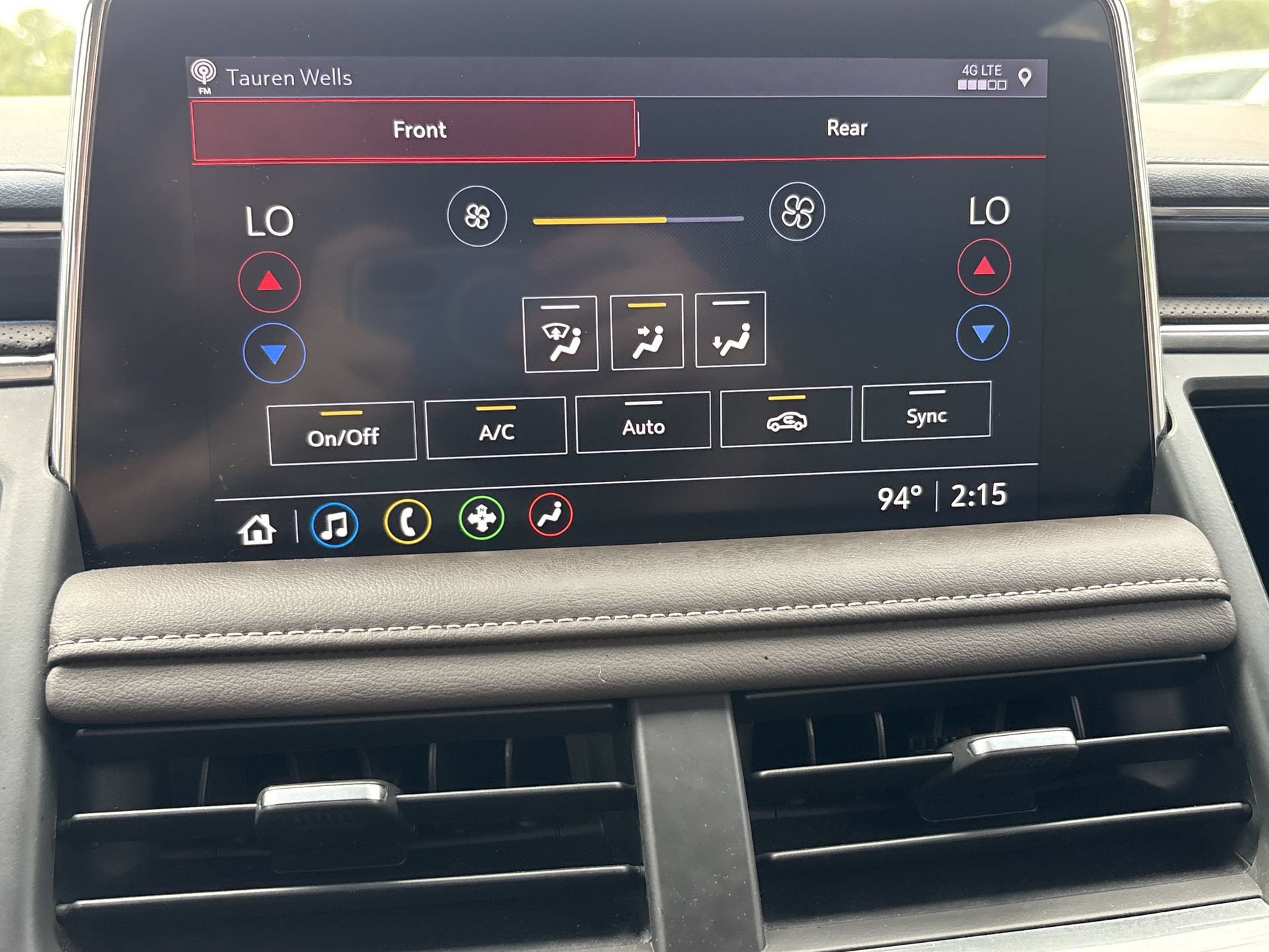 Used 2021 GMC Yukon SLT w/ SLT Luxury Package AWD/4WD image 4