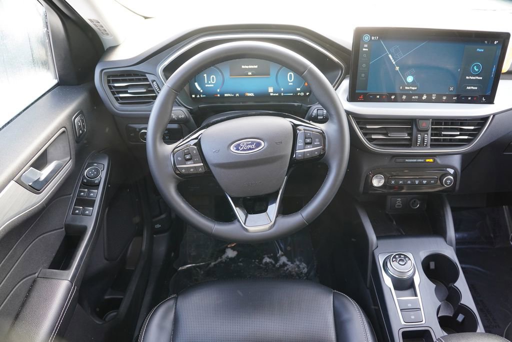 Certified 2024 Ford Escape Platinum image 18