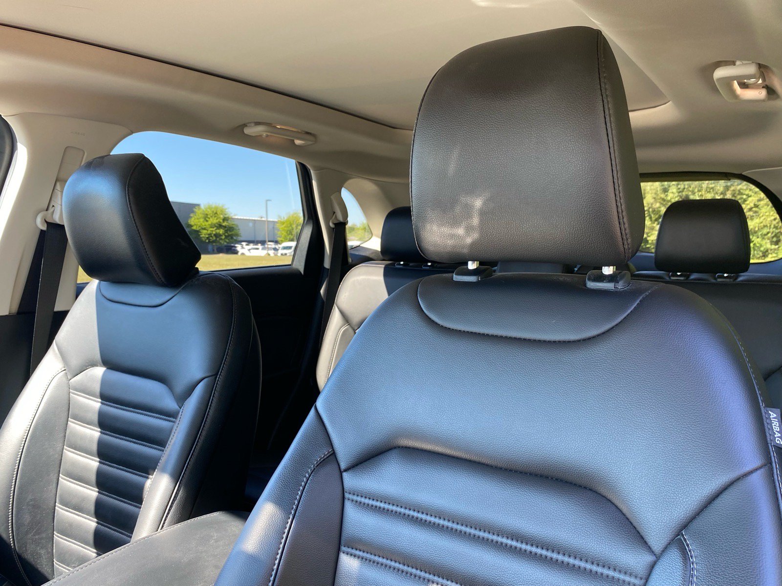 Certified 2024 Ford Edge SEL w/ Convenience Package AWD/4WD image 9