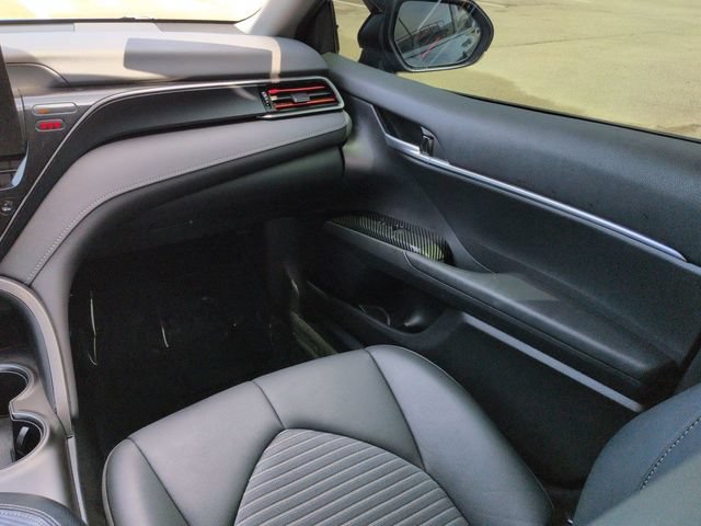 Used 2024 Toyota Camry SE w/ Convenience Package FWD image 16