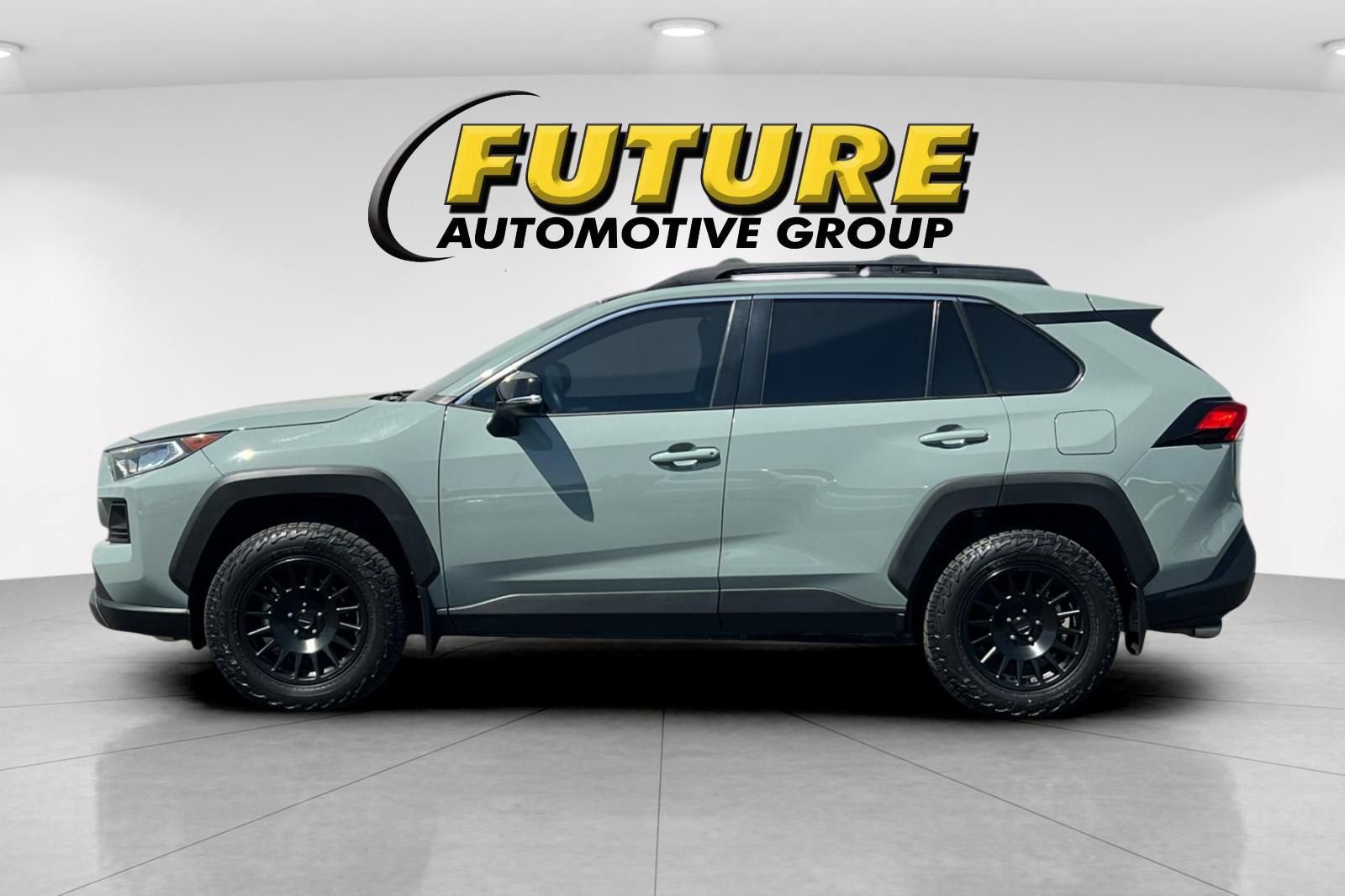 Used 2021 Toyota RAV4 TRD Off-Road w/ TRD Off-Road Weather Package AWD/4WD image 2