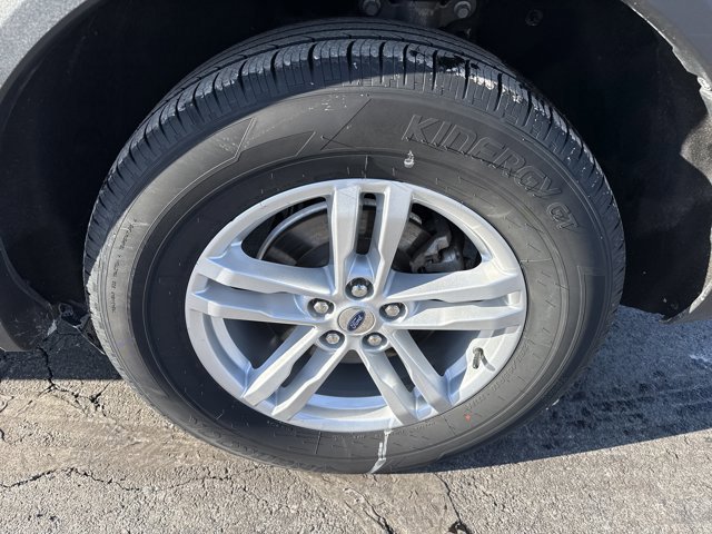 Certified 2023 Ford Explorer XLT w/ Class IV Trailer Tow Package image 10