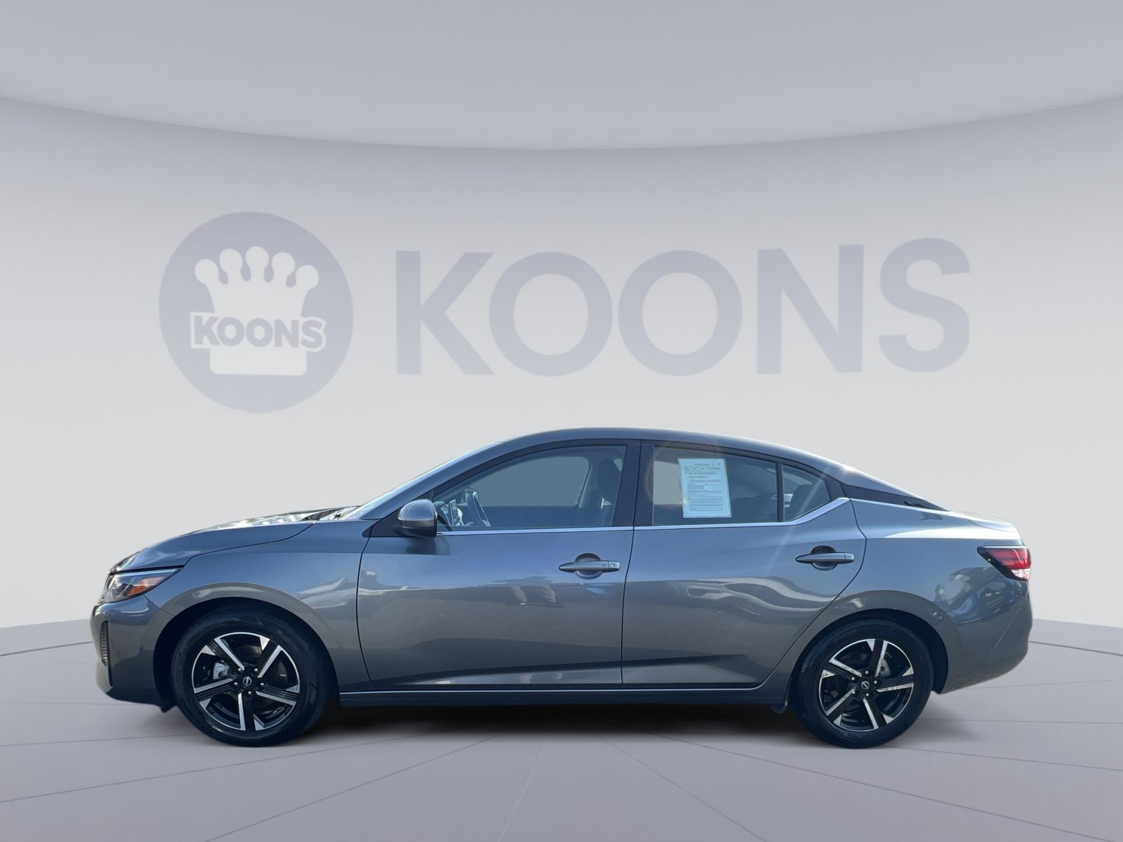 Used 2025 Nissan Sentra SV FWD image 7