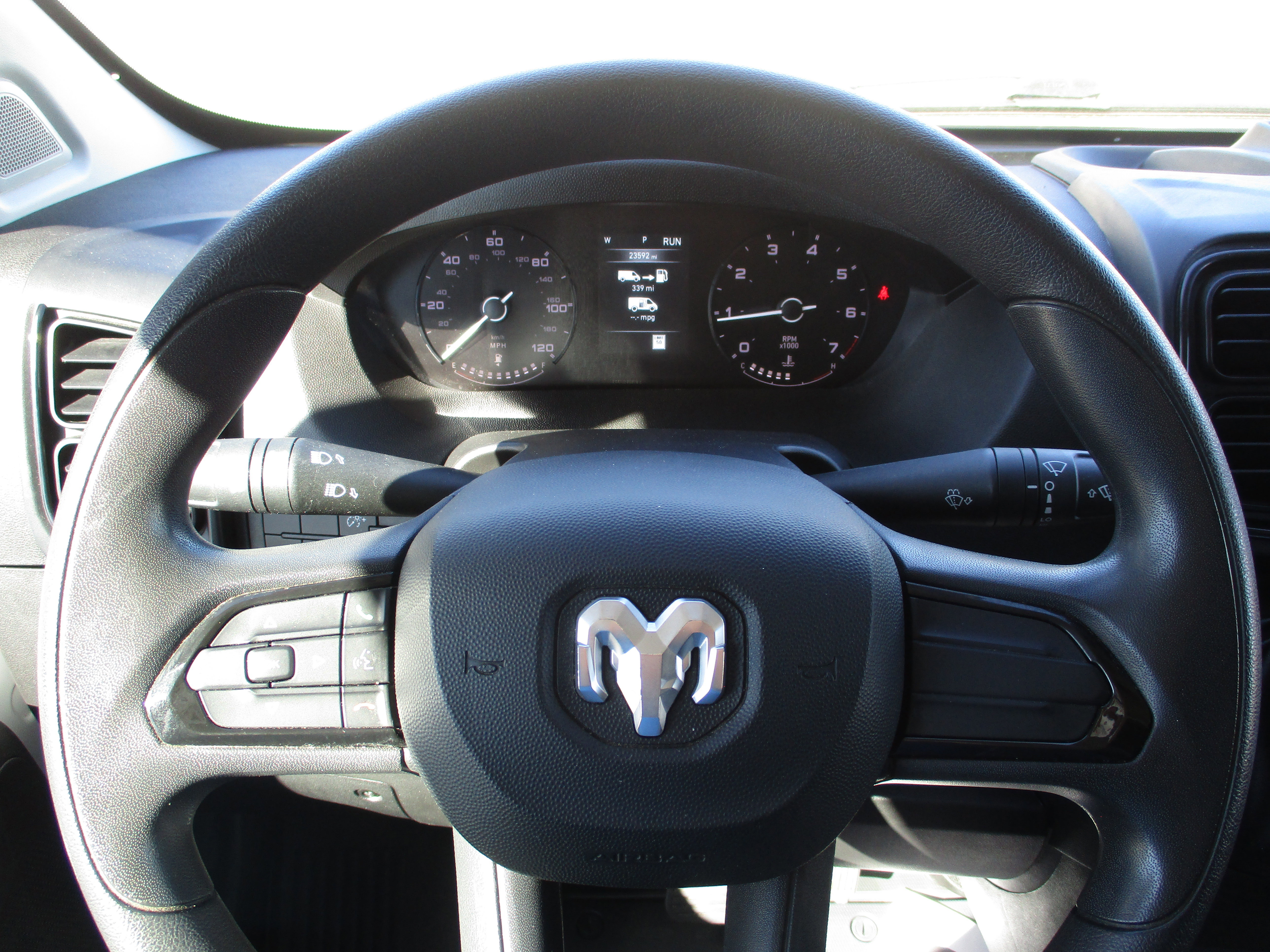 Used 2023 RAM ProMaster 2500 image 15