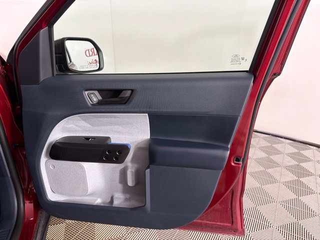 Certified 2025 Ford Maverick XLT FWD image 35