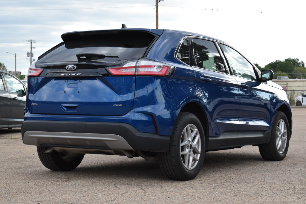 Certified 2024 Ford Edge SEL w/ Convenience Package AWD/4WD image 5