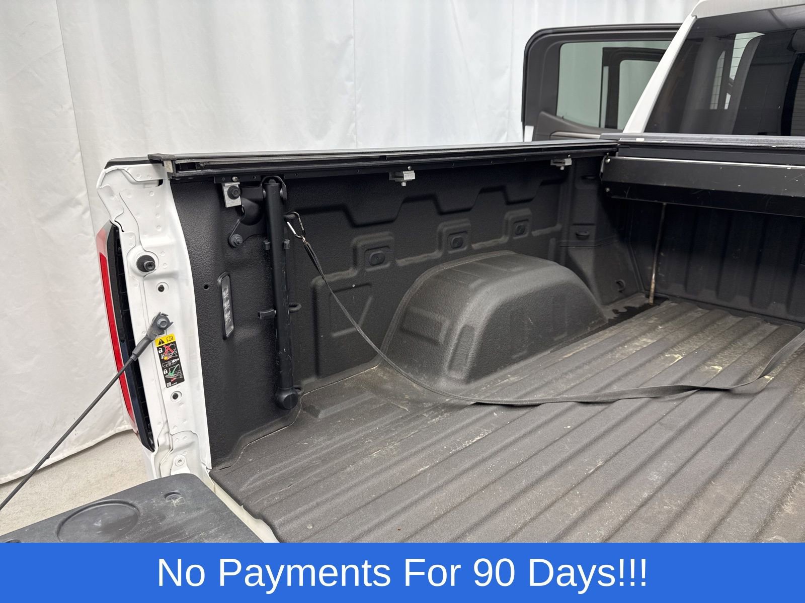 Used 2022 GMC Sierra 1500 AT4 w/ Technology Package AWD/4WD image 44
