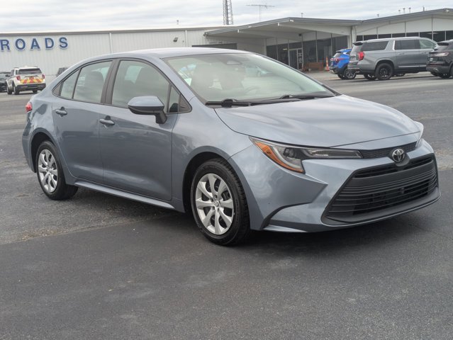 Used 2023 Toyota Corolla LE image 8
