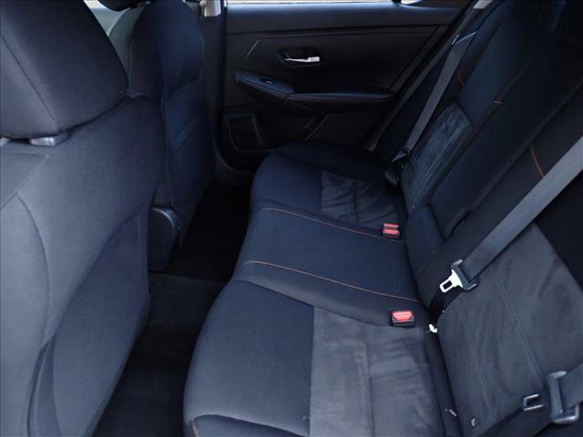 Used 2022 Nissan Sentra SR w/ Midnight Edition FWD image 7