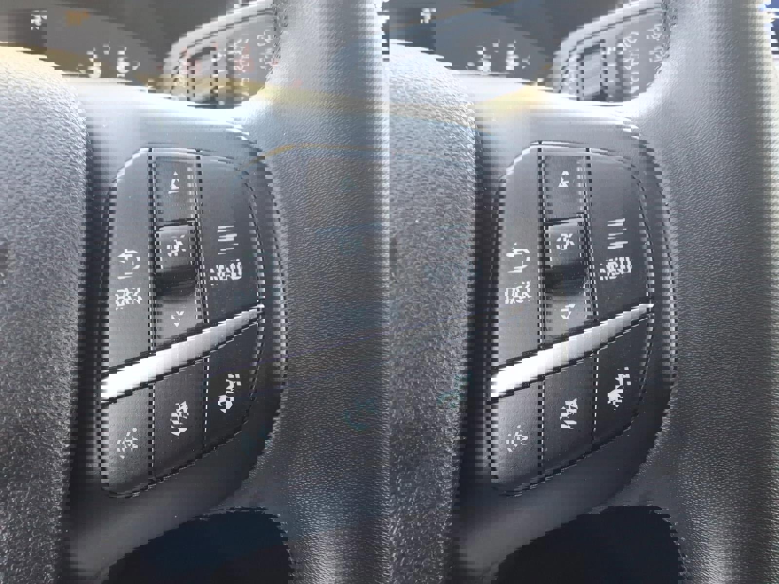 Certified 2022 Ford Escape SE w/ SE Sport Appearance Package image 25