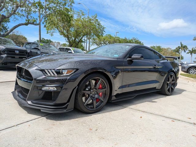Certified 2022 Ford Mustang Shelby GT500 w/ Carbon Fiber Track Pack image 7