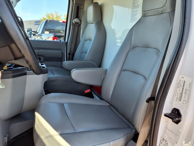 Certified 2022 Ford E-350 and Econoline 350 Super Duty RWD image 4