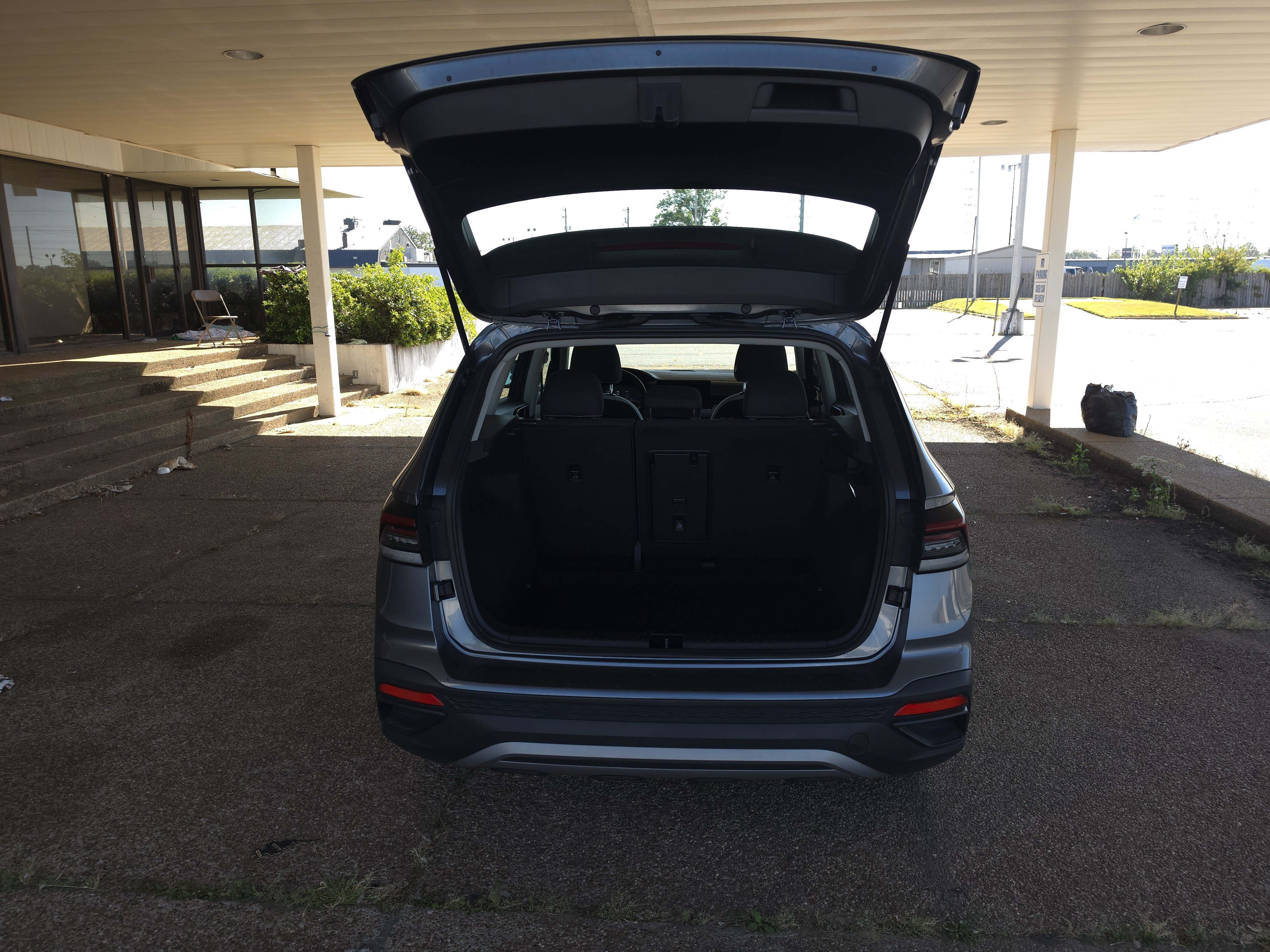 Used 2025 Volkswagen Taos S FWD image 15