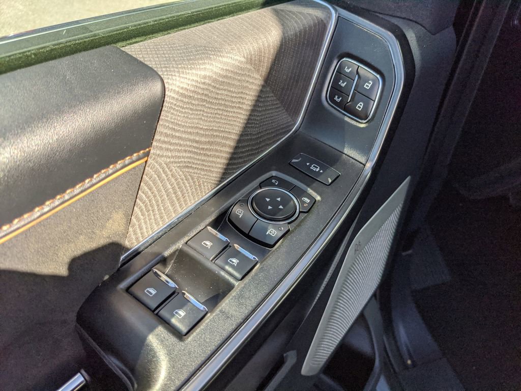 Certified 2024 Ford F250 Platinum image 24