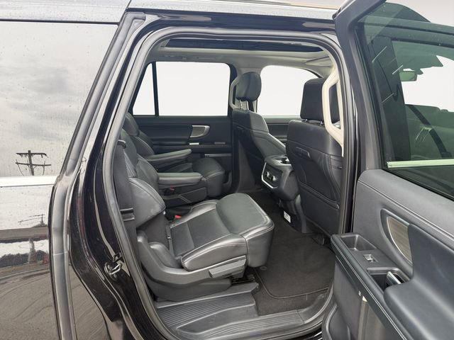 Certified 2025 Ford Expedition Max Platinum AWD/4WD image 13
