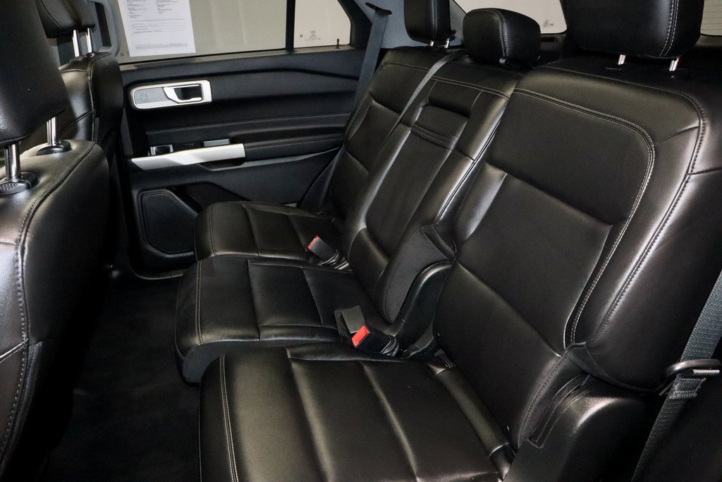 Certified 2022 Ford Explorer XLT w/ Equipment Group 202A image 24