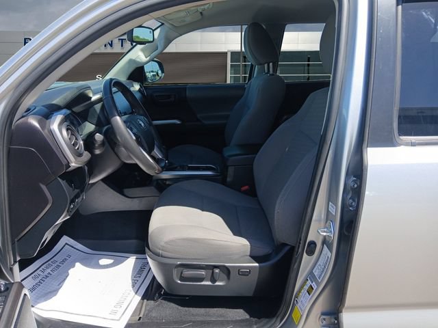 Used 2023 Toyota Tacoma SR5 RWD image 9