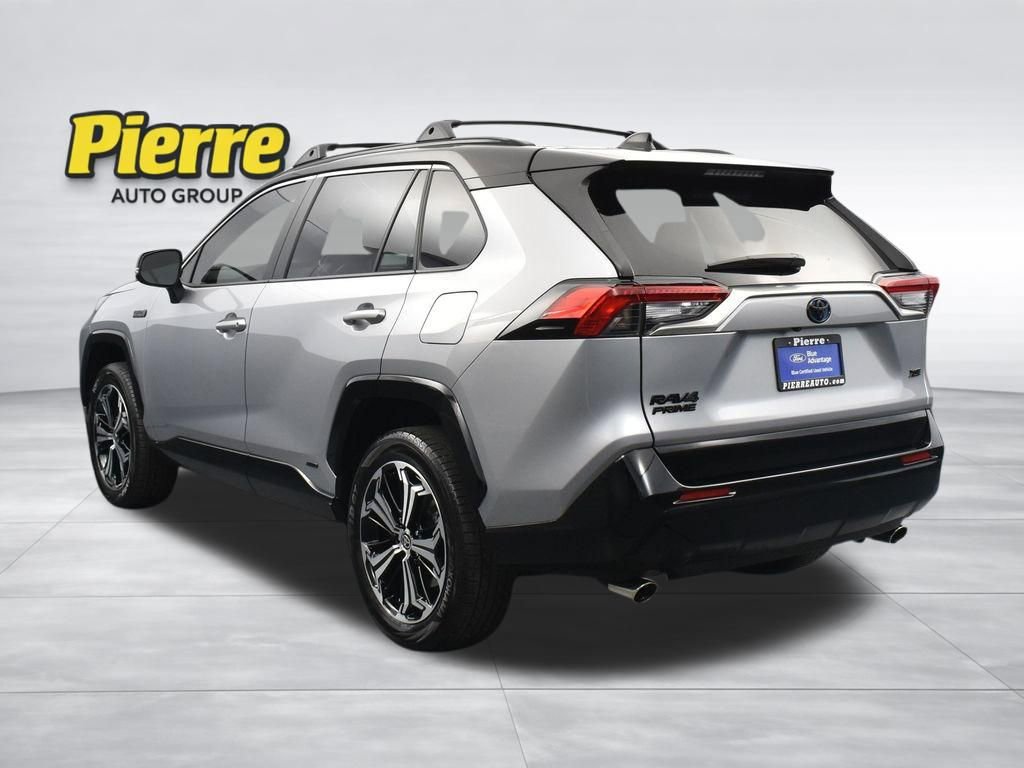 Used 2024 Toyota RAV4 XSE w/ Weather Package image 7
