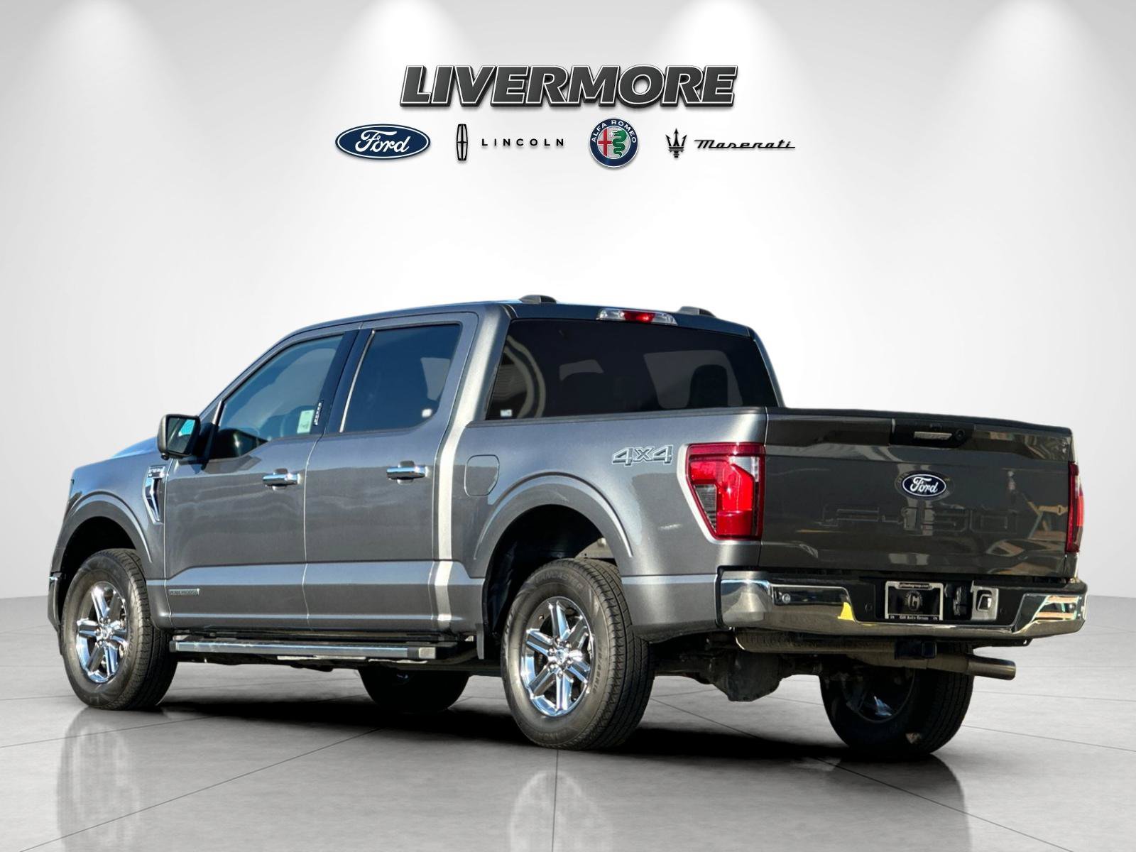 Certified 2024 Ford F150 XLT w/ Mobile Office Package AWD/4WD image 5