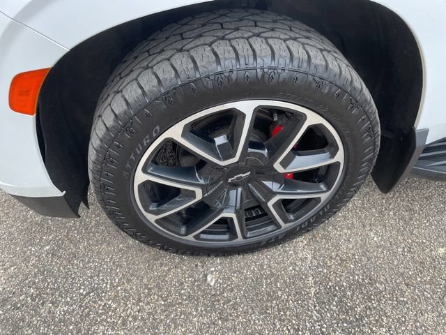 Used 2023 Chevrolet Tahoe RST AWD/4WD image 35