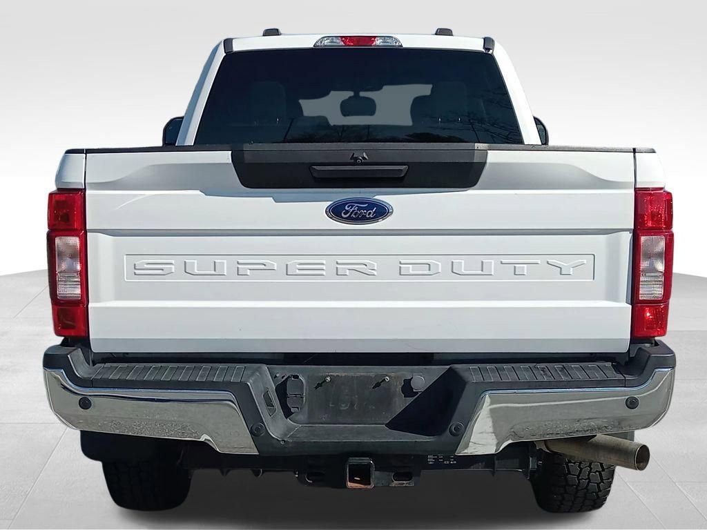 Certified 2020 Ford F250 XLT w/ XLT Value Package image 4