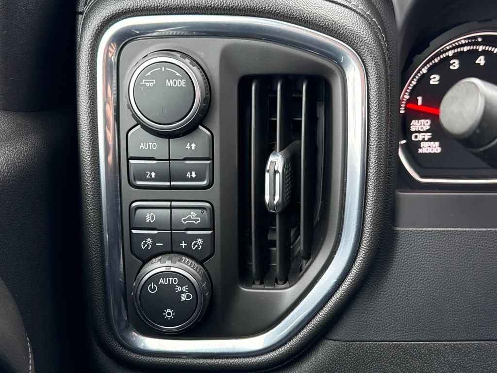 Used 2022 Chevrolet Silverado 1500 RST image 24