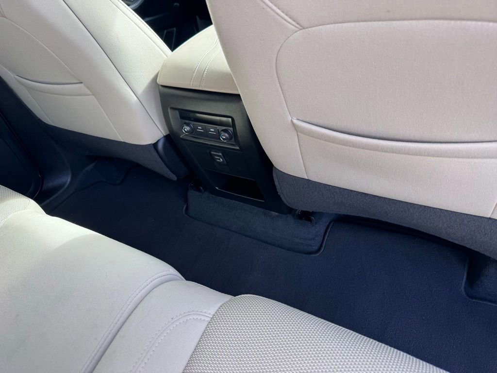 Used 2023 Chevrolet Traverse LS w/ Safety Package image 20